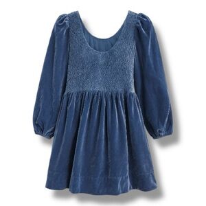 ✨ Free People Farrier Velvet Mini Dress ✨
Size: Medium (M) | New 💙